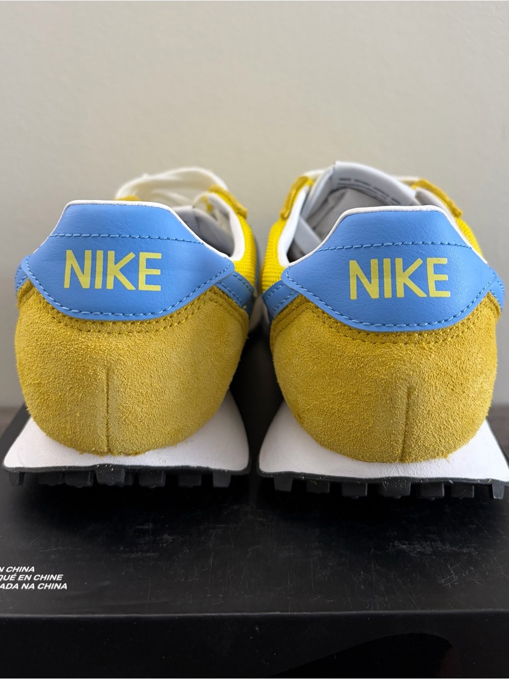 Women's Size 8.5 Nike LD-1000 Sneaker HF3227 700 Nylon Yellow Blue - Picture 5 of 9